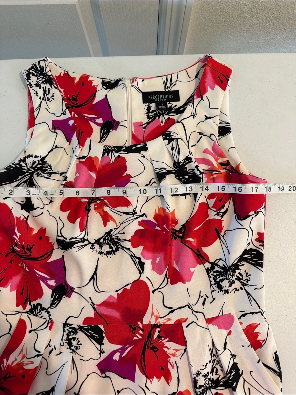 PERCEPTIONS NY Red Floral Sleeveless Dress size 12 - Picture 5 of 6
